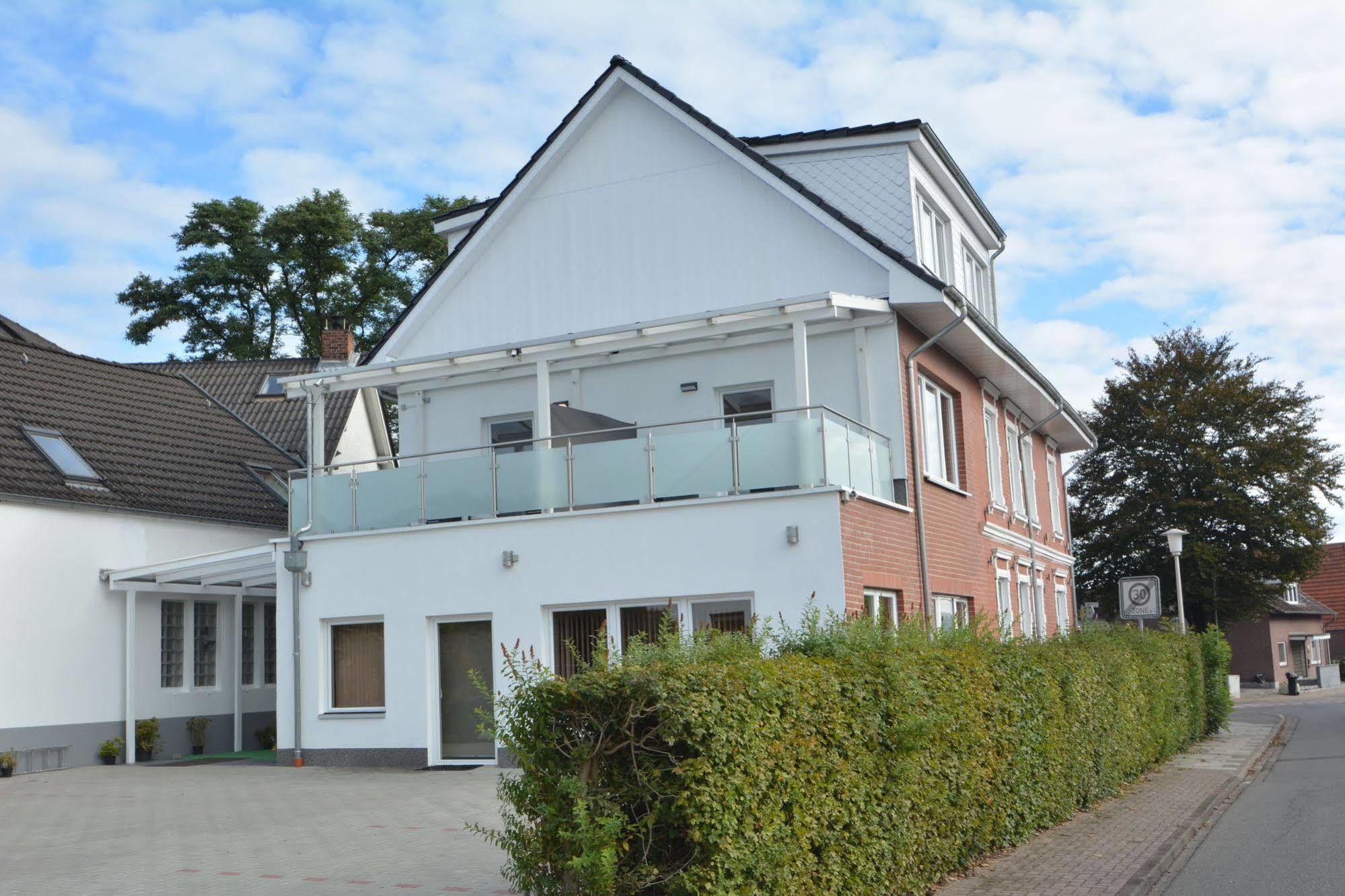 C&S Hotel Pinneberg Extérieur photo